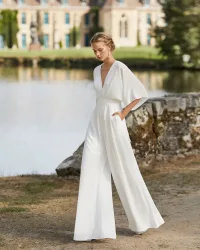 Braut-Jumpsuit Waddox des spanischen Designers Alma Novia